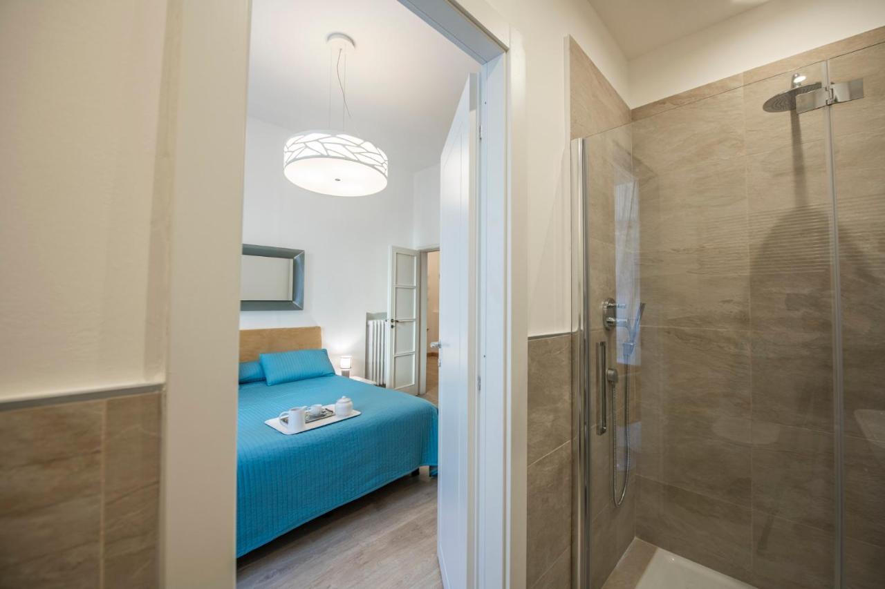 Mamo Florence - Amalia Piazza Signoria Apartment Bagian luar foto