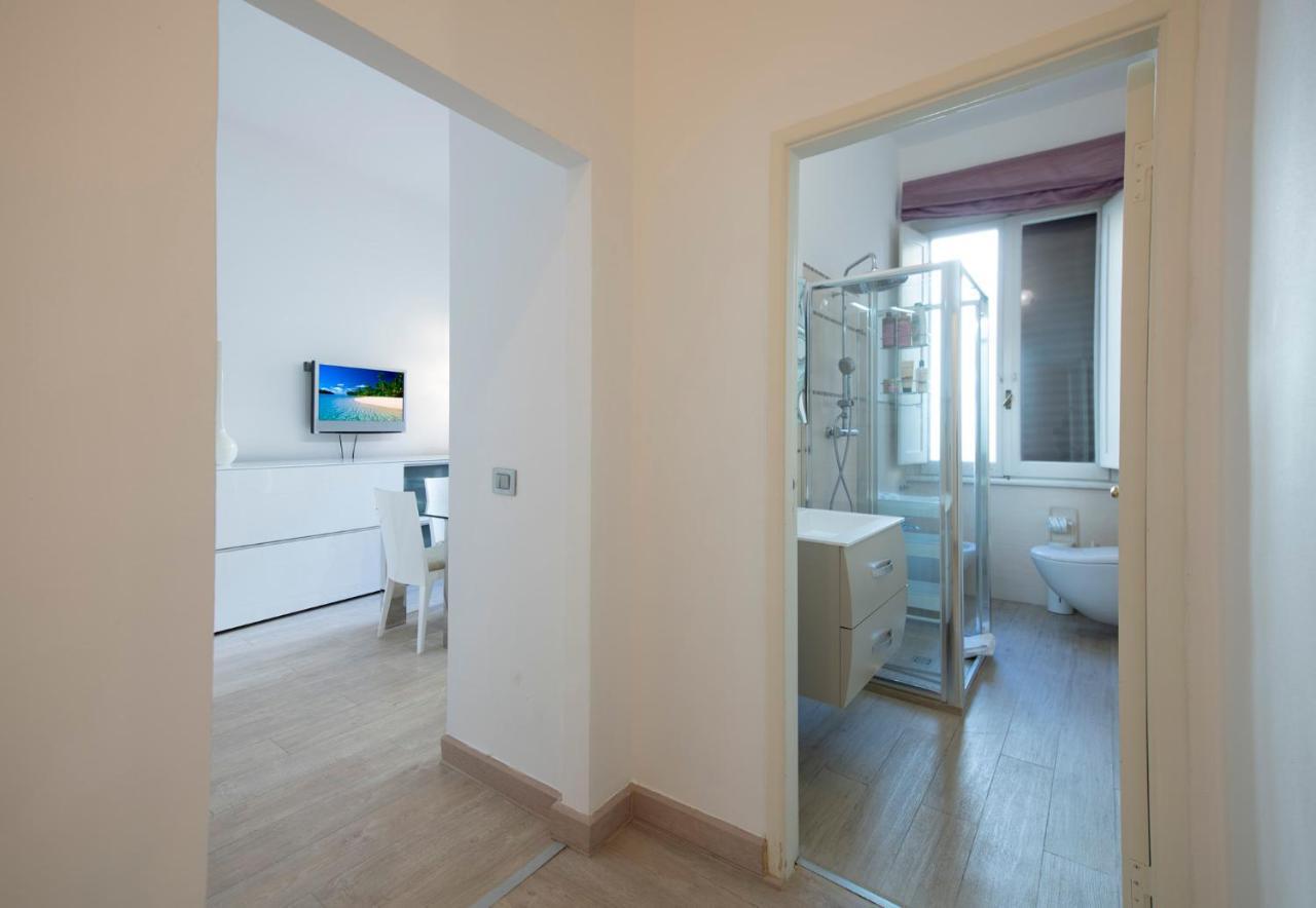 Mamo Florence - Amalia Piazza Signoria Apartment Bagian luar foto